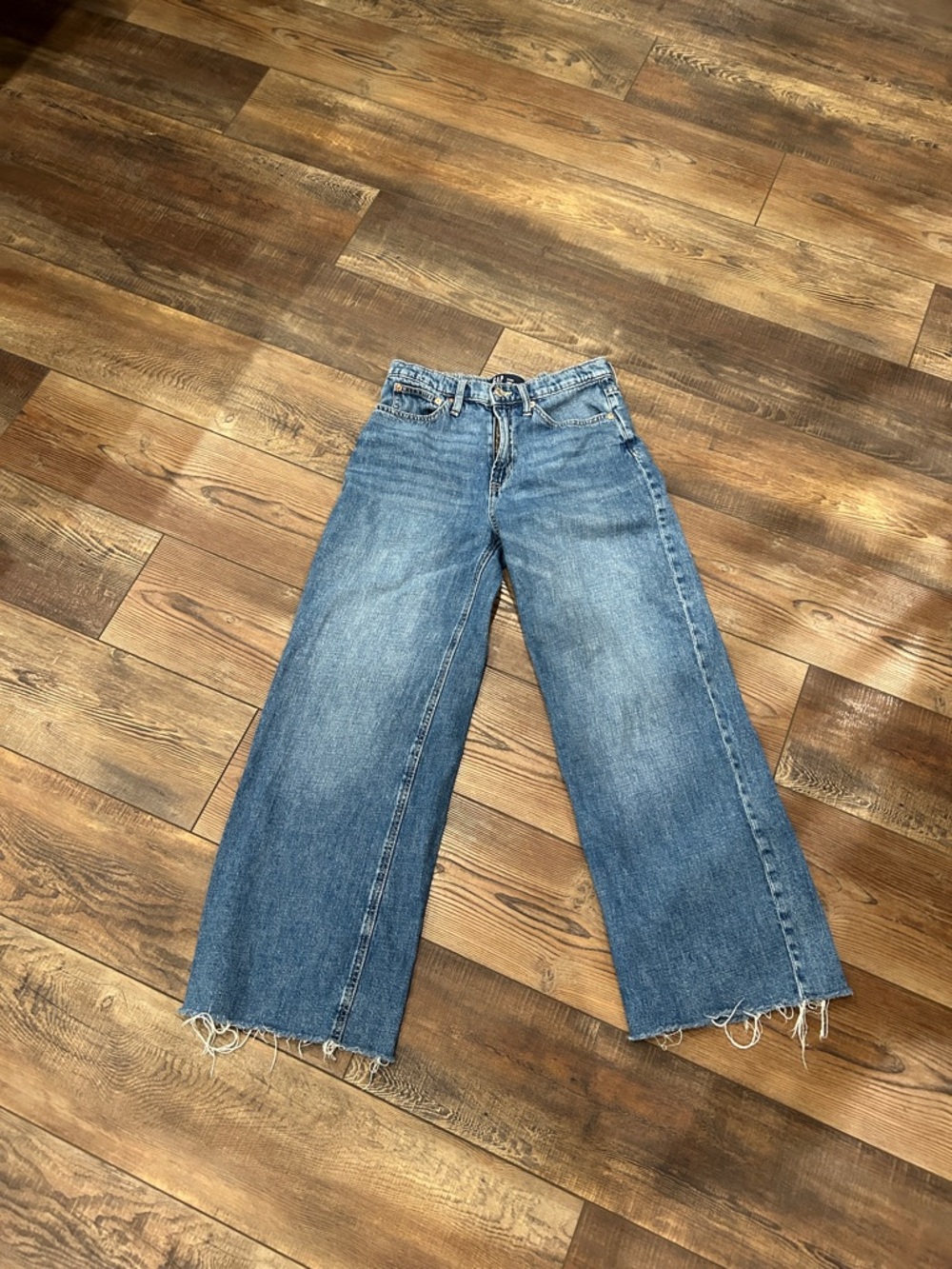 GAP Light Blue Wide-Leg Raw Hem Jeans